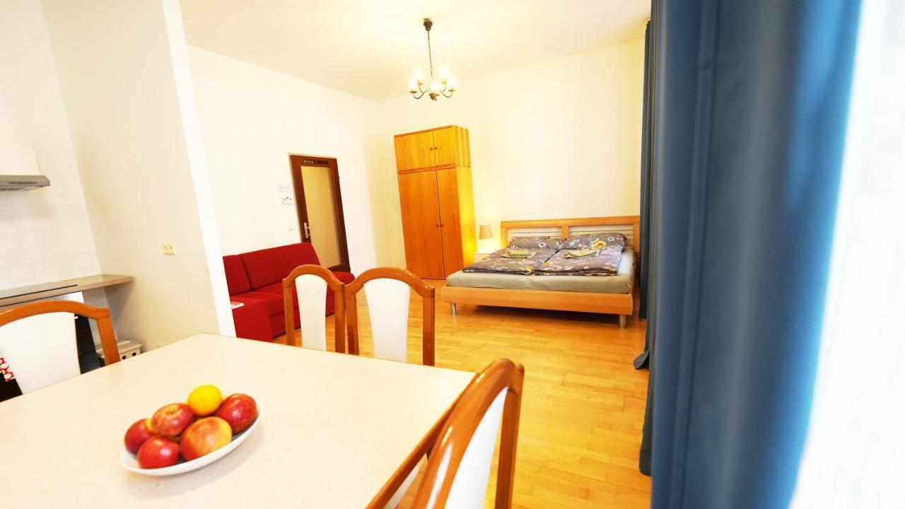 Cozynite Premium Apartment Hernals 1 Wien Exteriör bild