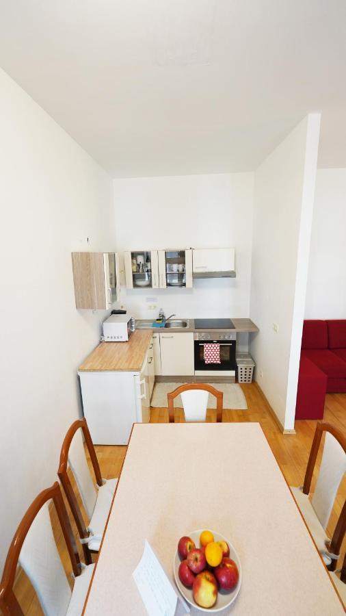 Cozynite Premium Apartment Hernals 1 Wien Exteriör bild